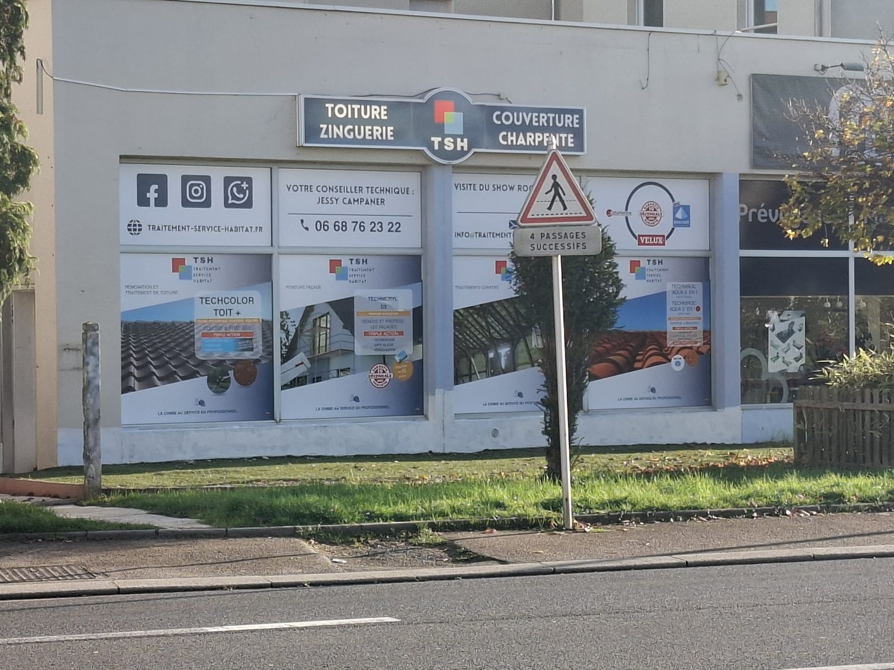 La boutique Traitement Service Habitat, route de Jouy